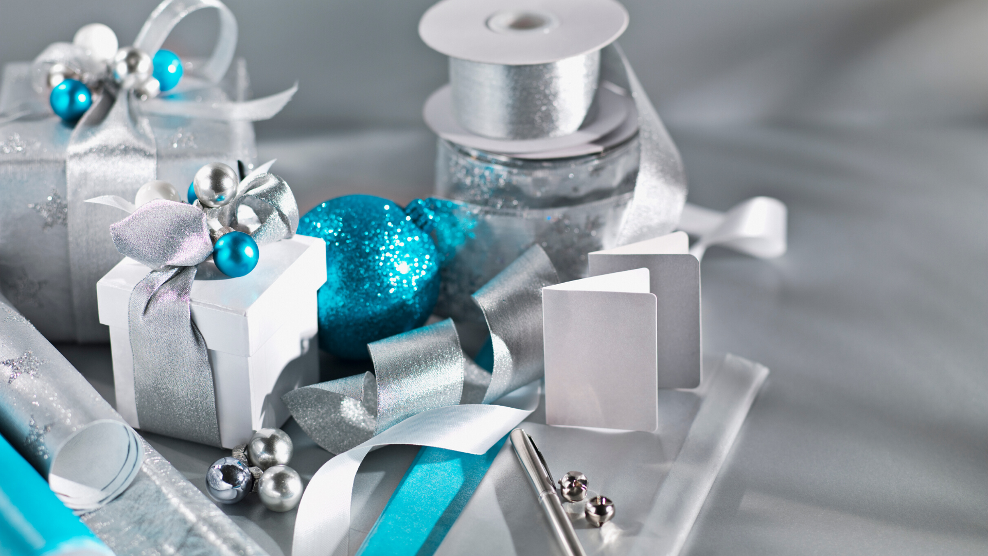 CORPORATE GIFTS